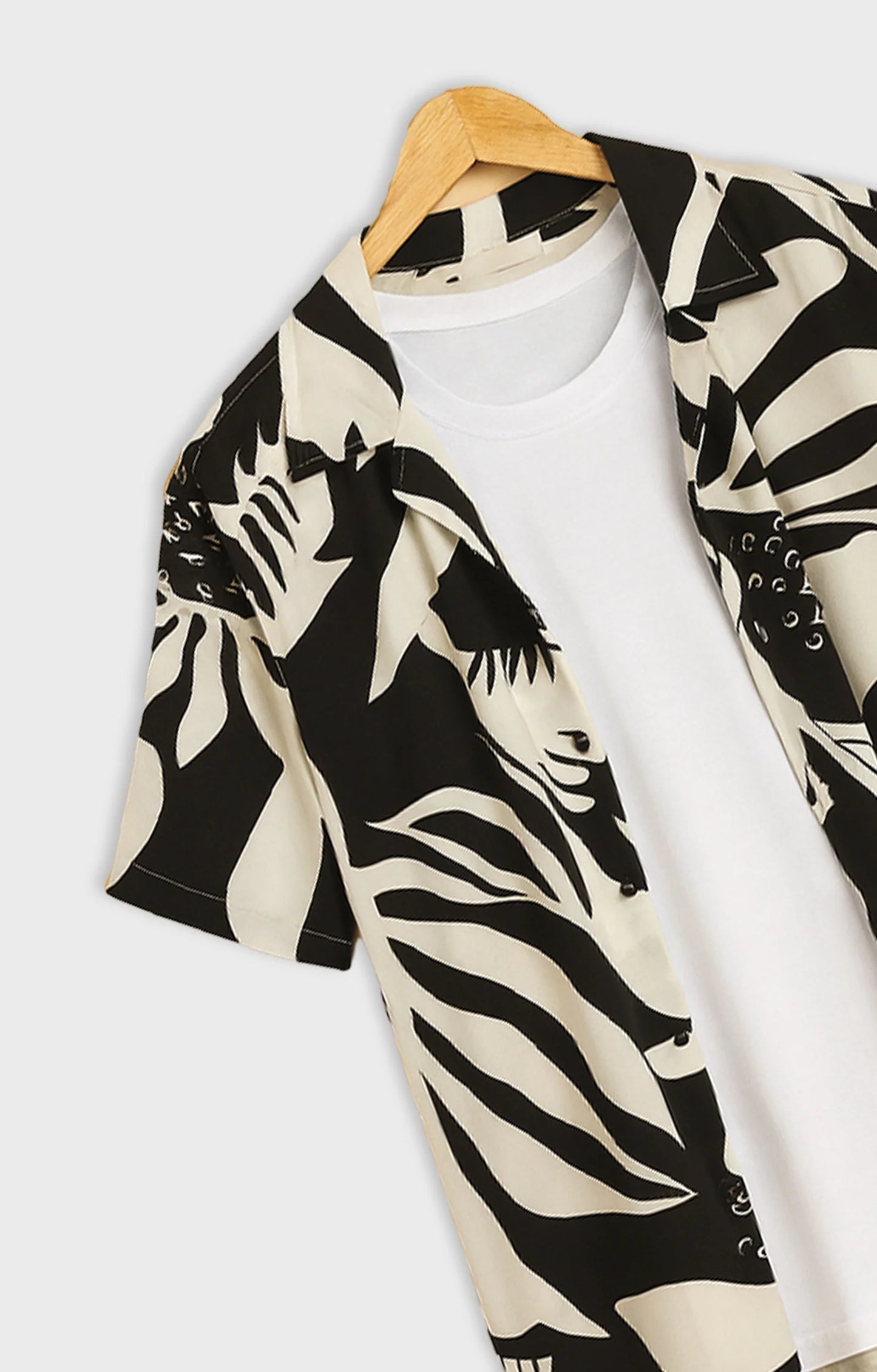 Black Stripes Printed Mens Half Sleeves Shirt