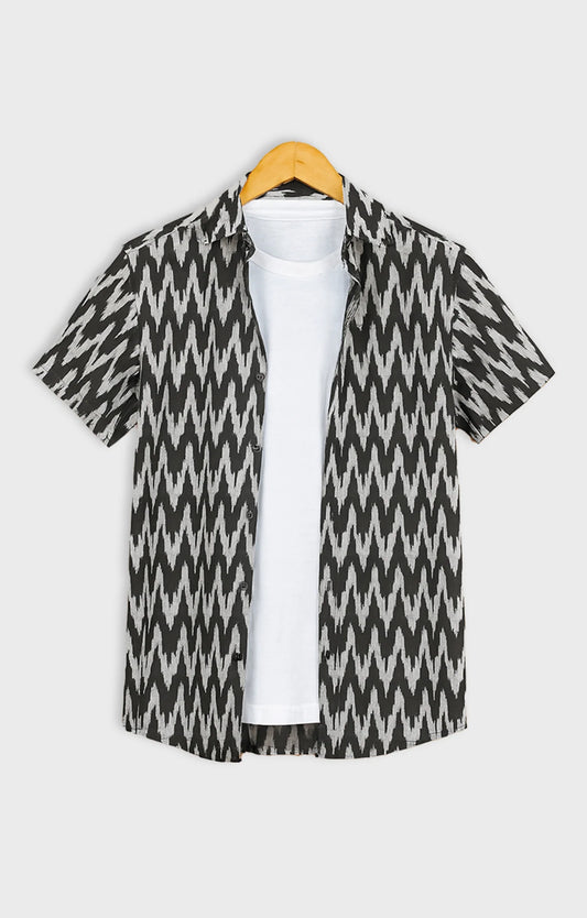 Black Zigzag Printed Mens Half Sleeves Shirt